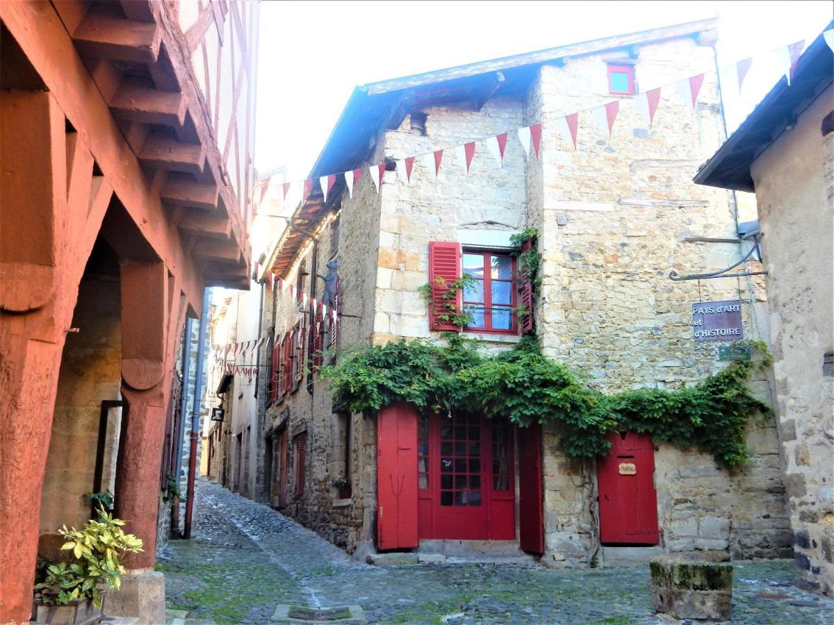 Apartamento Le Logis D'Hestia Billom Exterior foto