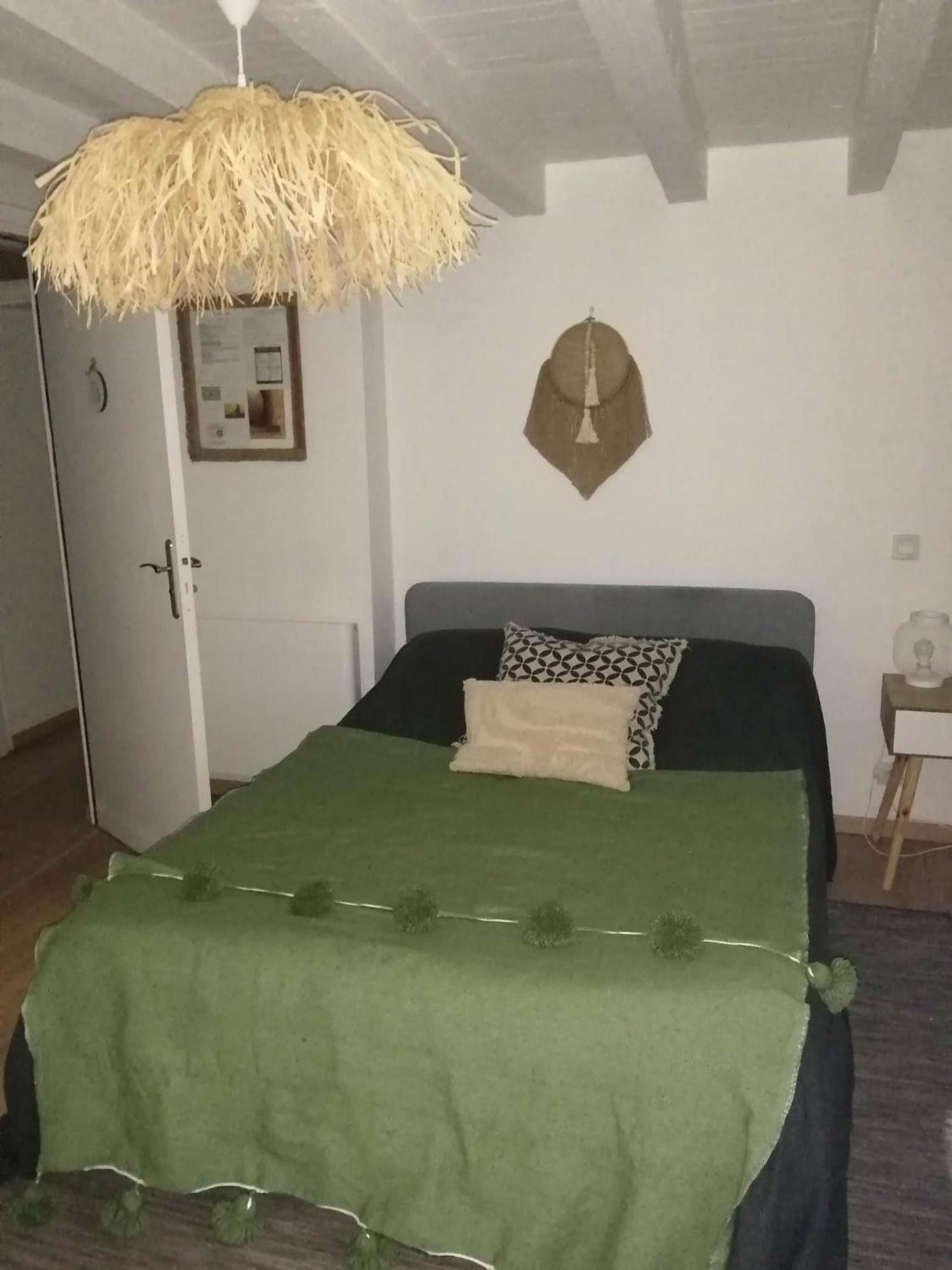 Apartamento Le Logis D'Hestia Billom Habitación foto